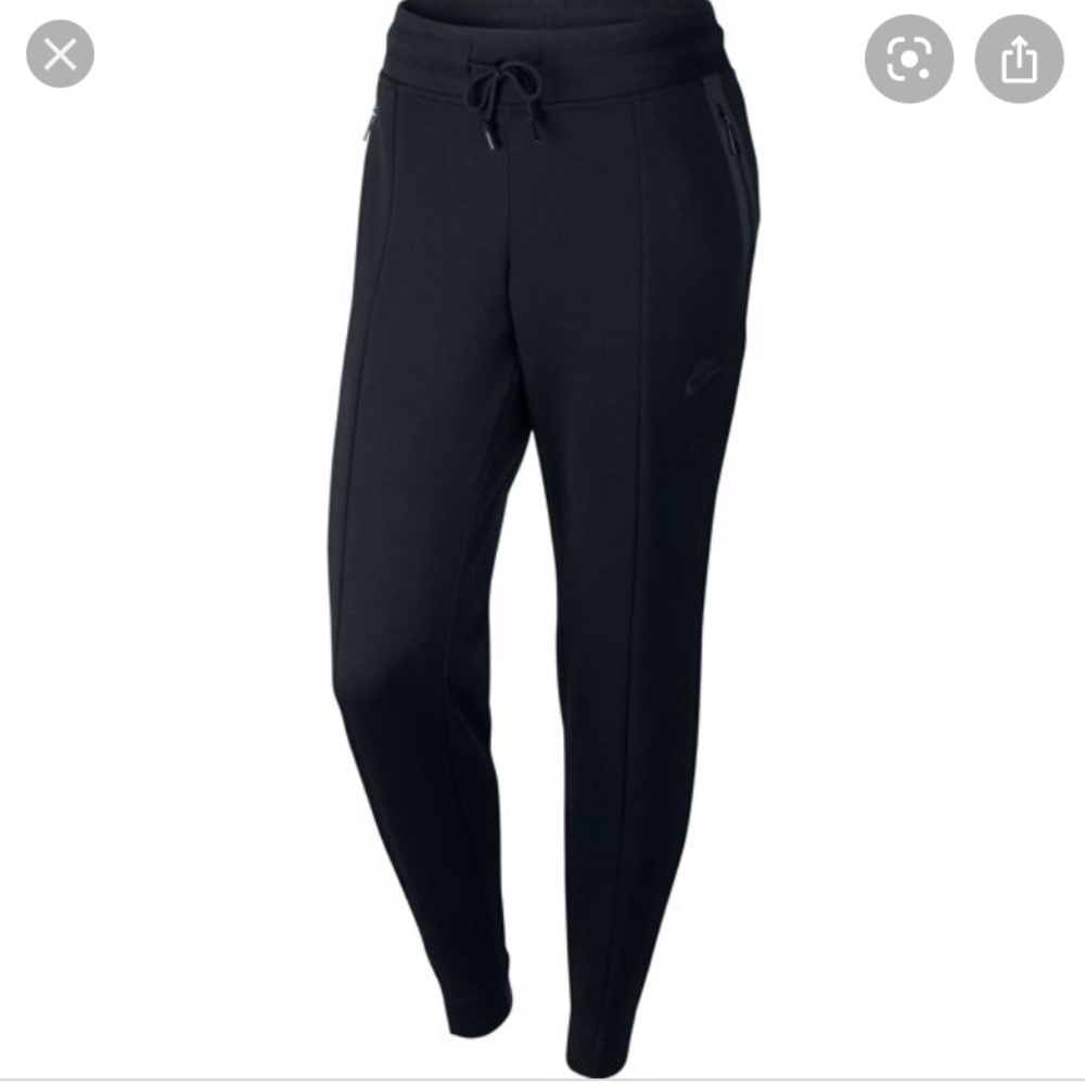 Nike women’s joggers